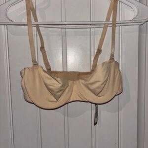 SKIMS Nude Underwire Balconette Bra